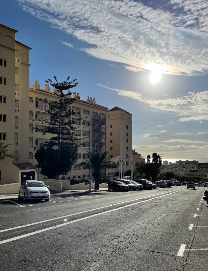 Estudio Los Cristianos Exterior foto